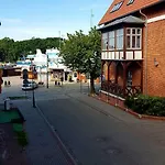 Delux Port 公寓