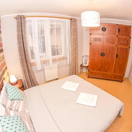 Delux Port Apartment *